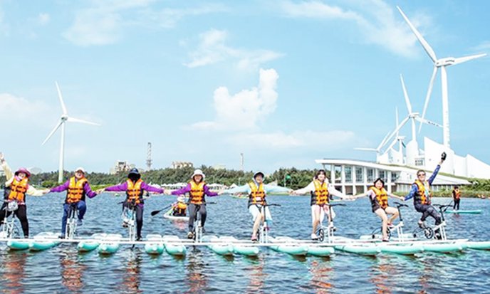 慶安水樂園 水上腳踏車